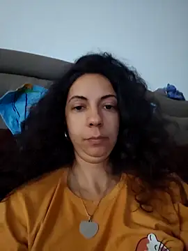 naughty69curls webcam