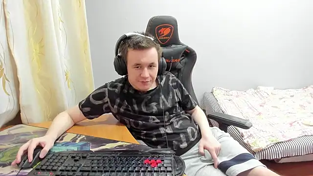 iliaskrislove webcam