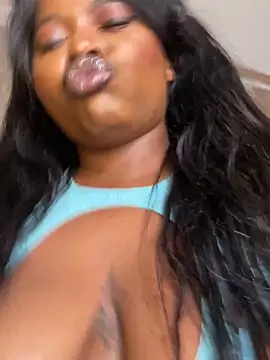 DiamondGoddes webcam