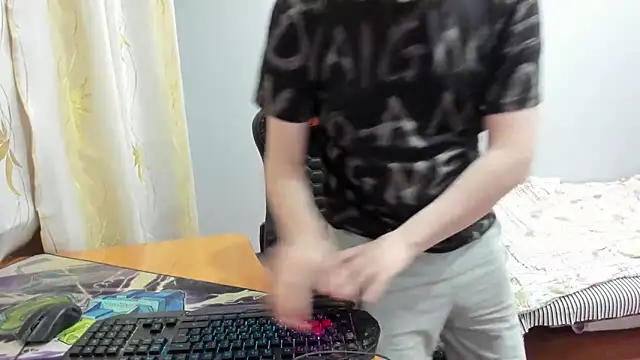 iliaskrislove webcam