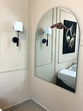 Webcam Model (Ambersfoxx)  is live.Free join now!