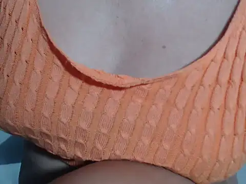 hotasianpinky webcam