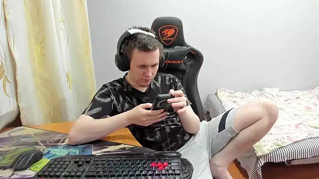 iliaskrislove webcam