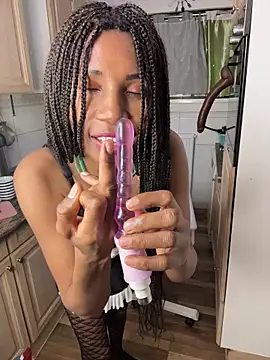 Squirt-Fuck-Queen webcam