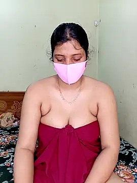 Webcam Model (Rose-luckey)  is live.Free join now!