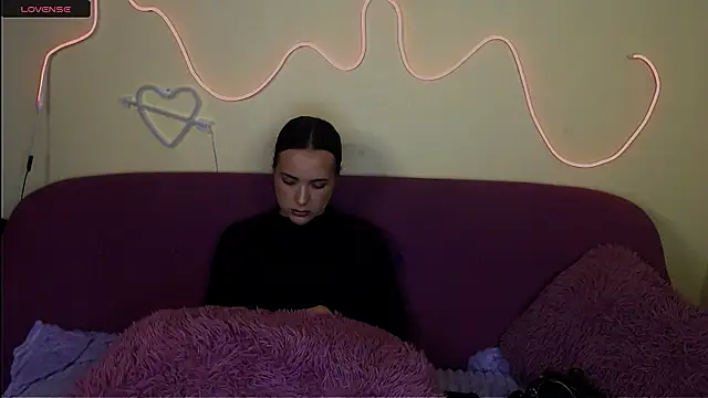 Mia_cutie77 webcam