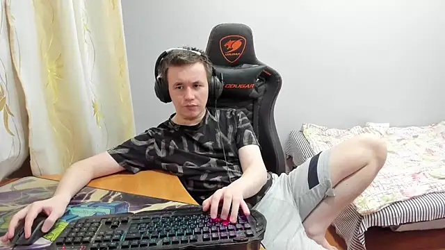 iliaskrislove webcam