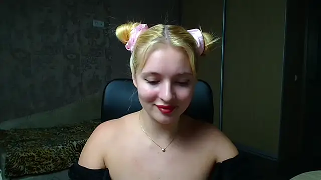 Milka_kiss_ webcam