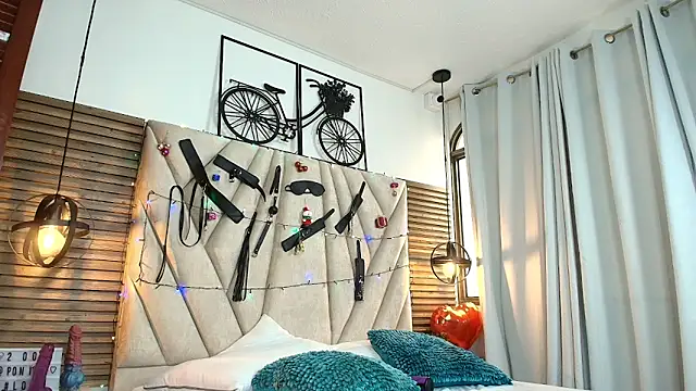 cinthiabaker - Cinthiabaker's free webcam - UK Sex Cams