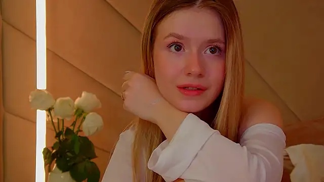 MilanaBalmain webcam