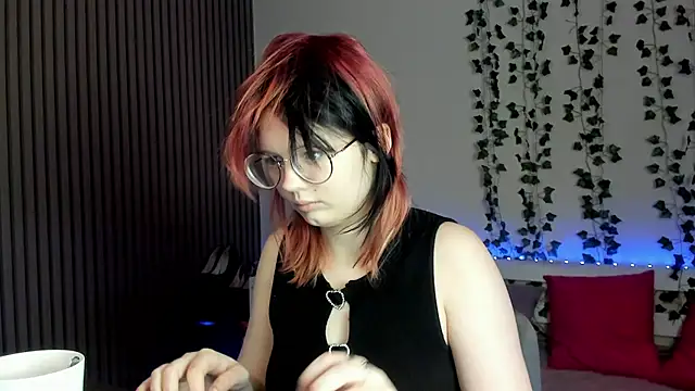 shy_elina01 webcam