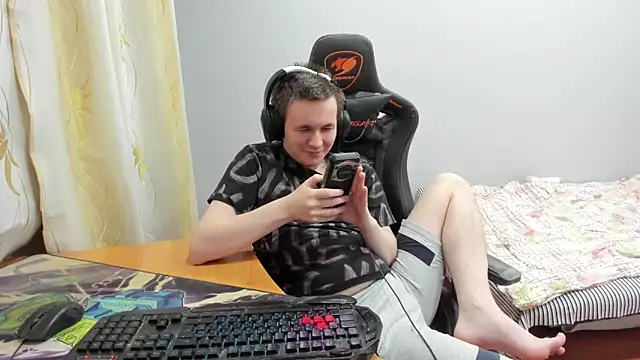 iliaskrislove webcam