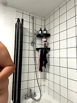 vanilla_chocolate23 - Vanilla_chocolate23's free webcam - UK Sex Cams