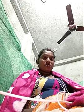 Webcam Model (vipmonalisha)  is live.Free join now!