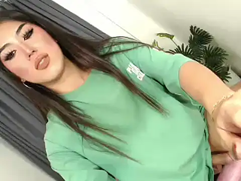sexygoddess2999 webcam