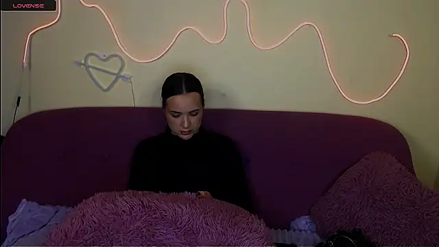 Mia_cutie77 webcam