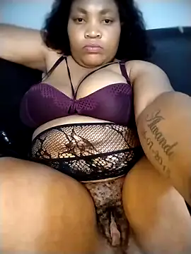 BeverlyQueen14 webcam