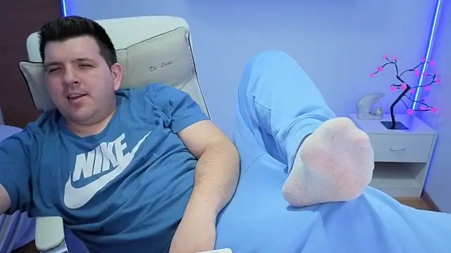 jasonjacks (M young) - Masturbating hard and Cum