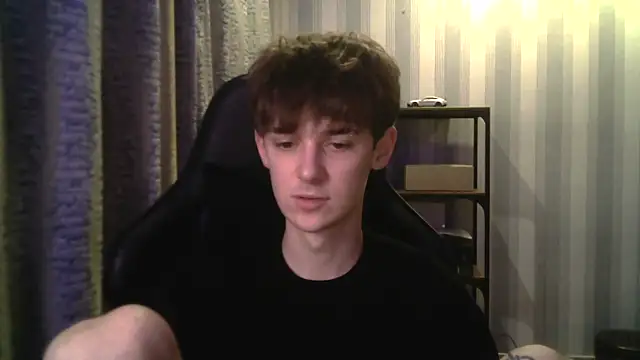 hoot_dude_ (M twink) - take off jacket