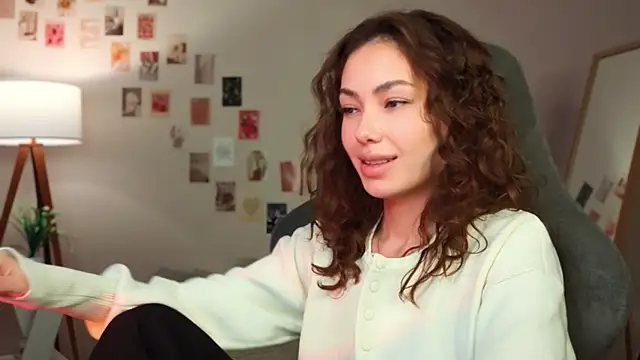 branchwithflowerss webcam