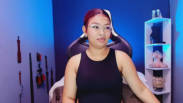 jadaroberts - JadaRoberts's free webcam - UK Sex Cams