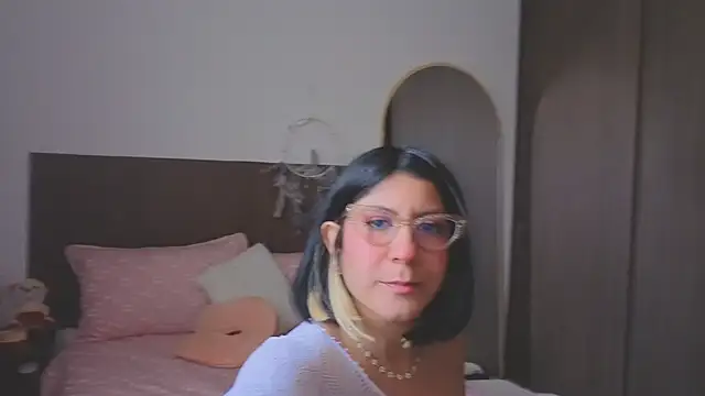 anatorreon - AnaTorreon's free webcam - UK Sex Cams