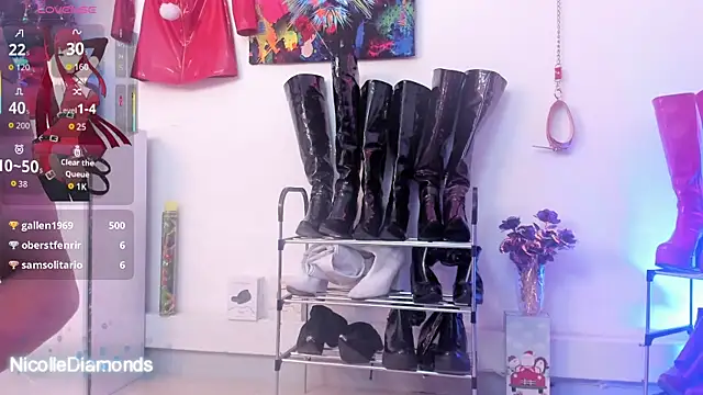 NicolleDiamonds_cg webcam