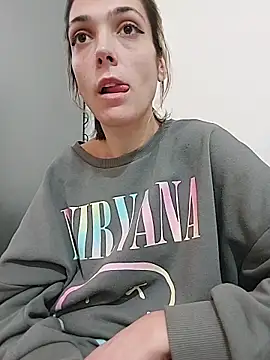 SheTheDeeevil webcam