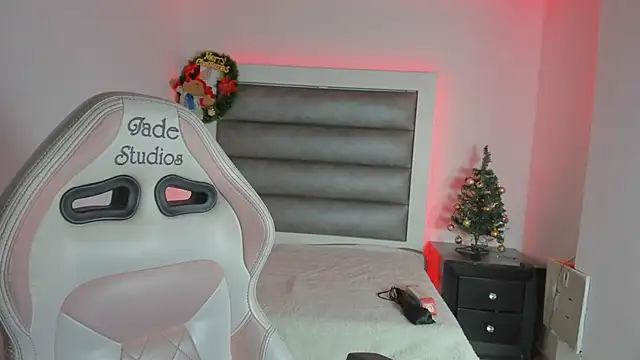 Andrea_brunnette webcam