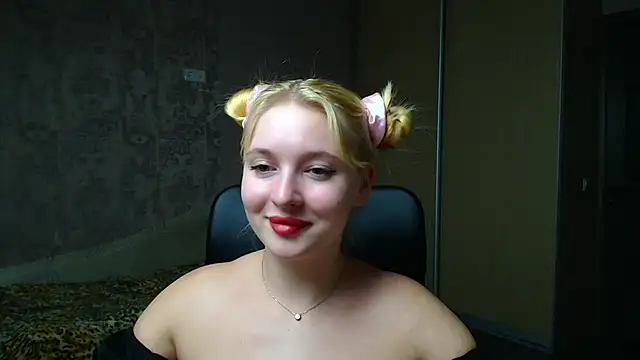 Milka_kiss_ webcam