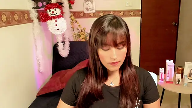 Cameroon-Diaz webcam