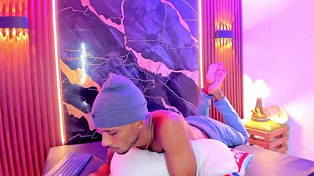 AlexthePervert_xxx webcam