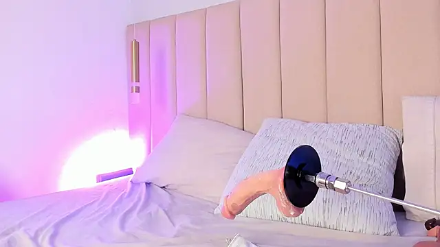 miamonroee_ (F young) - MILK IN ALL MY FACE💦FAV LEVEL 55