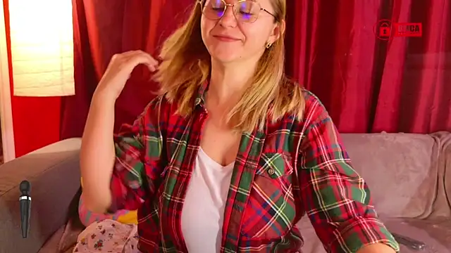 bigboobsarri - BigBoobsARRI's free webcam