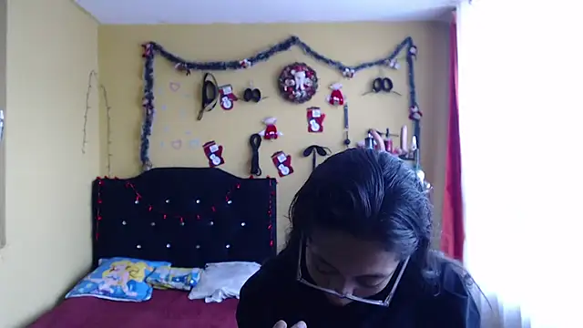 Violet_And_Smith webcam