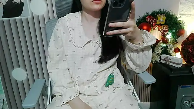 emachiii - Emachiii's free webcam