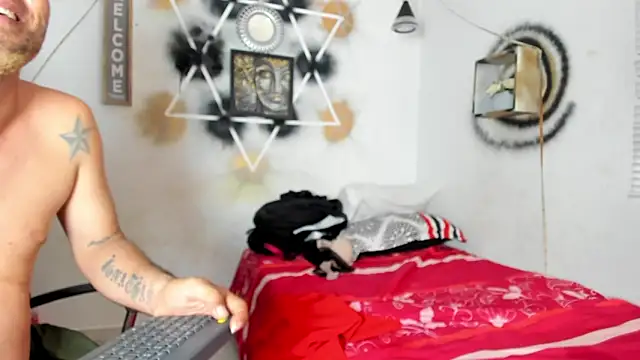 StephaniaAndRandy webcam