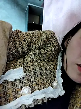 Webcam Model (Sinejdk3) is live