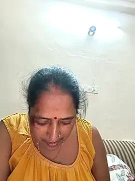 Webcam Model (Hot-Sana2)  is live.Free join now!