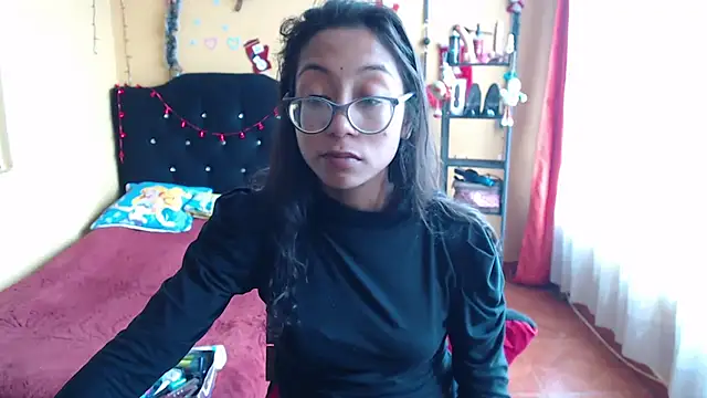 Violet_And_Smith webcam