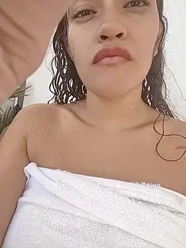 ArielBlossom___ webcam