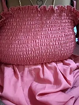 sweetqueen143 webcam