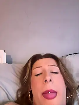 Tatted-Tgirlxx webcam