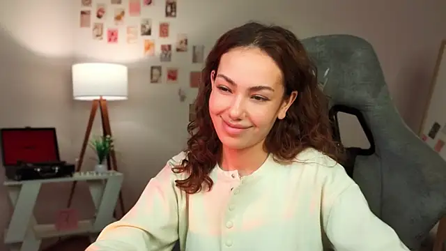 branchwithflowerss webcam