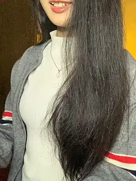 nhinhi18 - Nhinhi18's free webcam