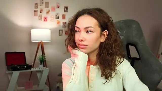 branchwithflowerss webcam