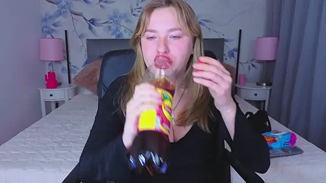 Sweetie_kitty1 webcam