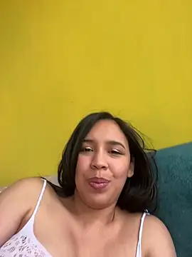 Esmerald_1111 webcam