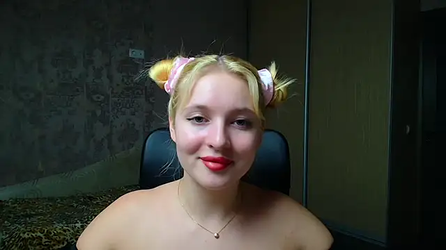 Milka_kiss_ webcam