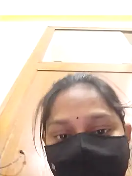 Priyanka_30 webcam